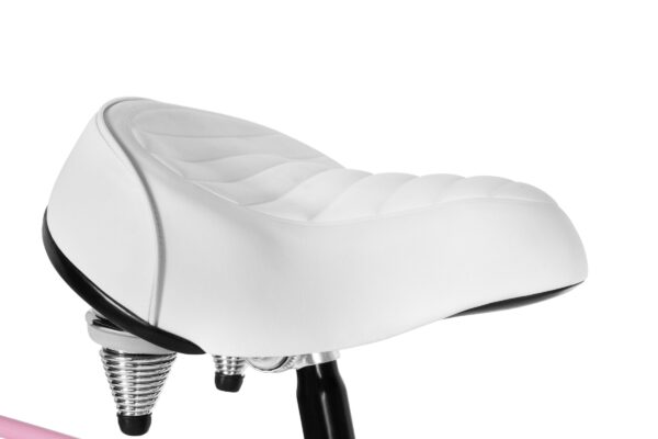 Vit cykelsadel med fjädrar