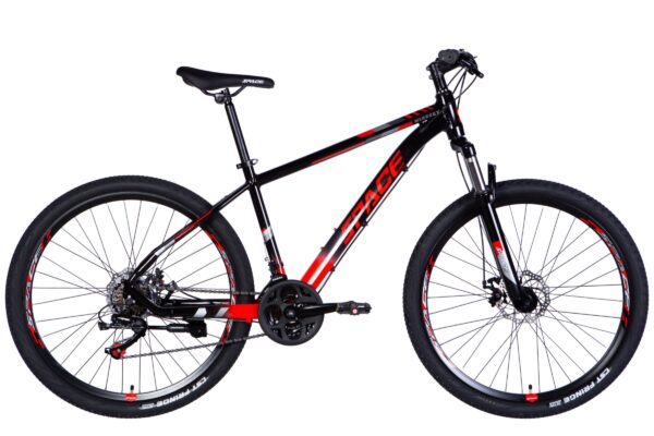 Černý horský bicykl s červenými detaily.