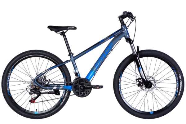 Modrý horský bicykl s širokými pneumatikami.