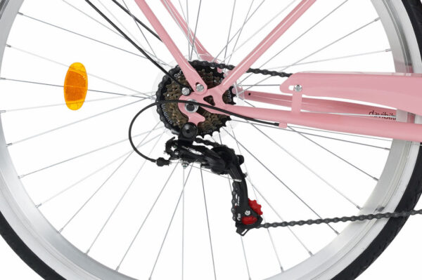 Cykelnav med kedja och växelsystem i rosa färg.
