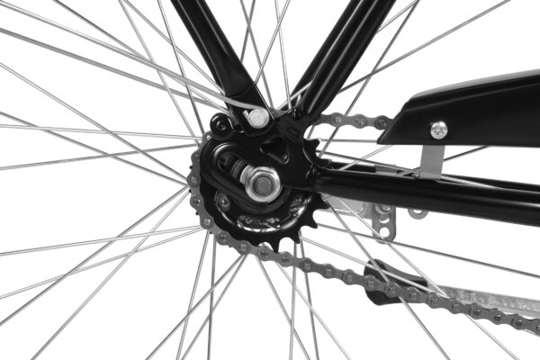 Detail kola s řetězem a ráfkem